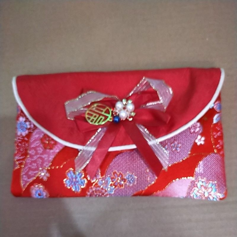

ANGPAO IMLEK TULISAN FU/FUK HOKI KAIN BORDIR BESAR IMPORT (1PCS)