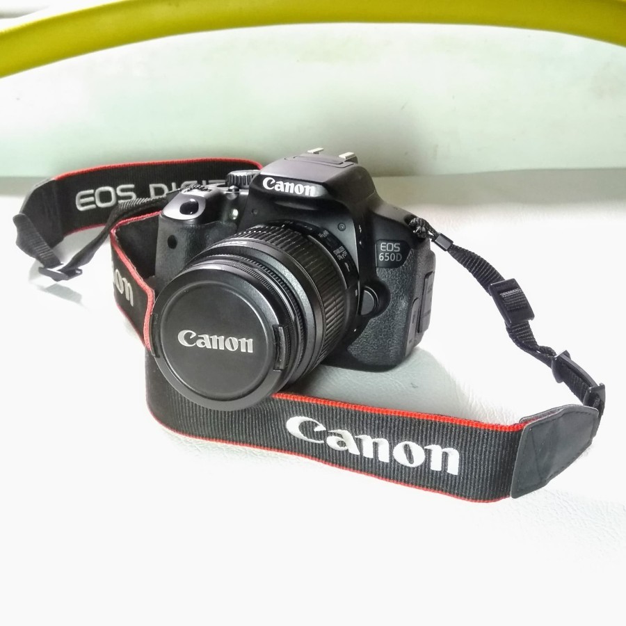 Canon EOS 650D second DSLR SLR digital bekas seken ori lengkap 18 55