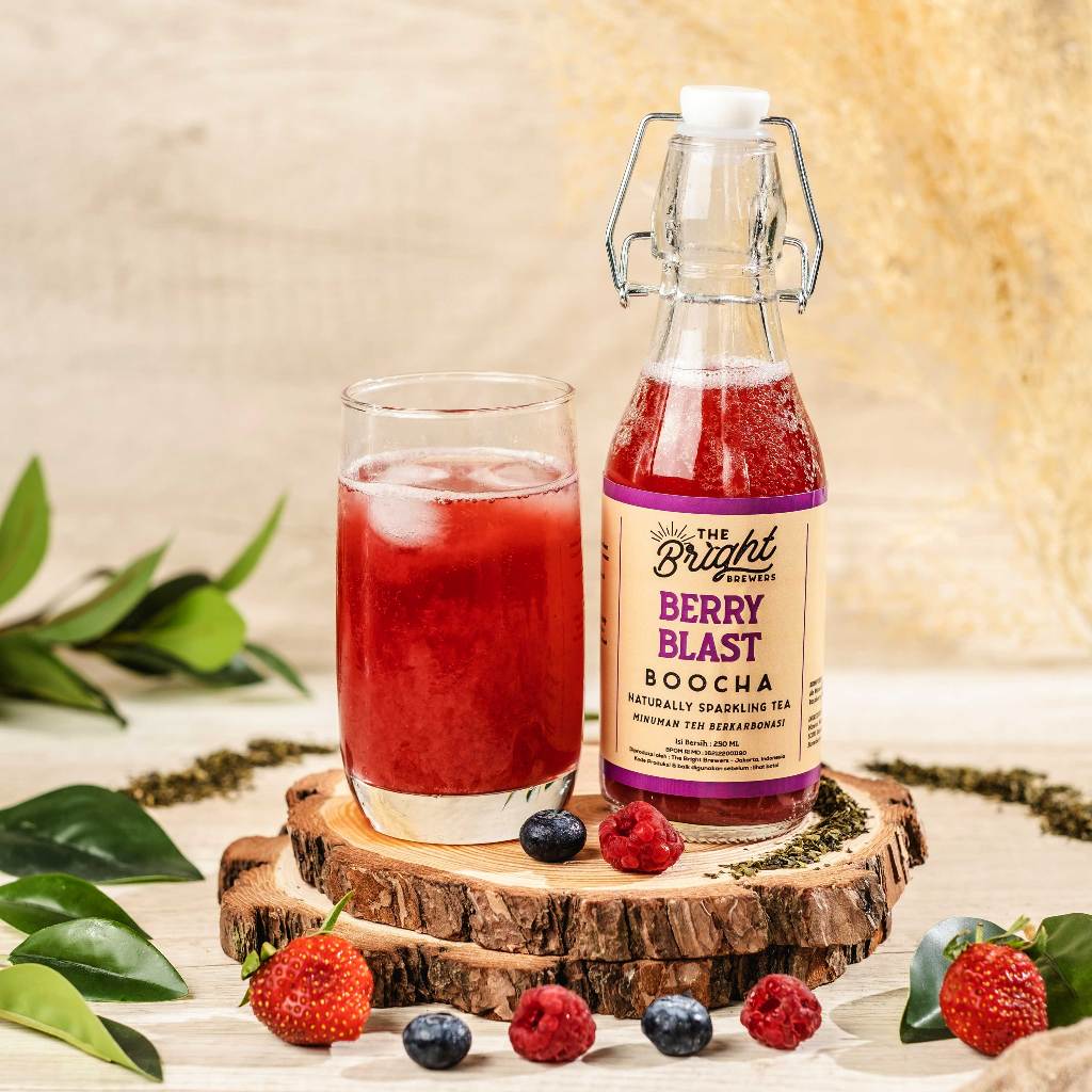 

Kombucha Aneka Berries 250 ML - Berry Blast Sparkling Tea - Minuman Teh Fermentasi Berkarbonasi - Ready Stock Botol Kaca