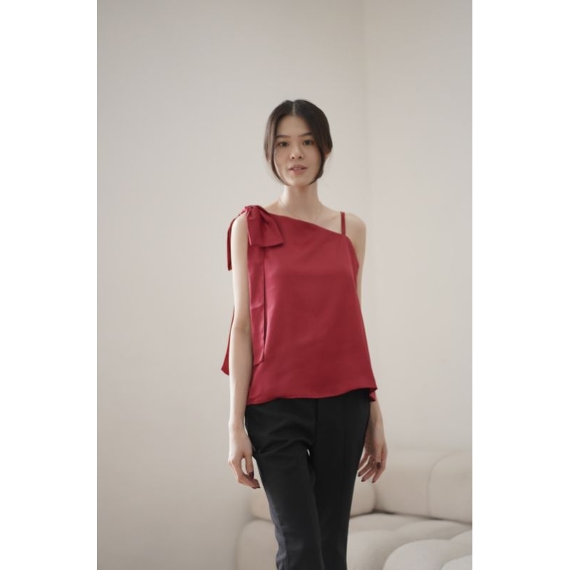 Julja Top / Atasan Satin Wanita / Tank Top Korea / Off Shoulder Top Wanita