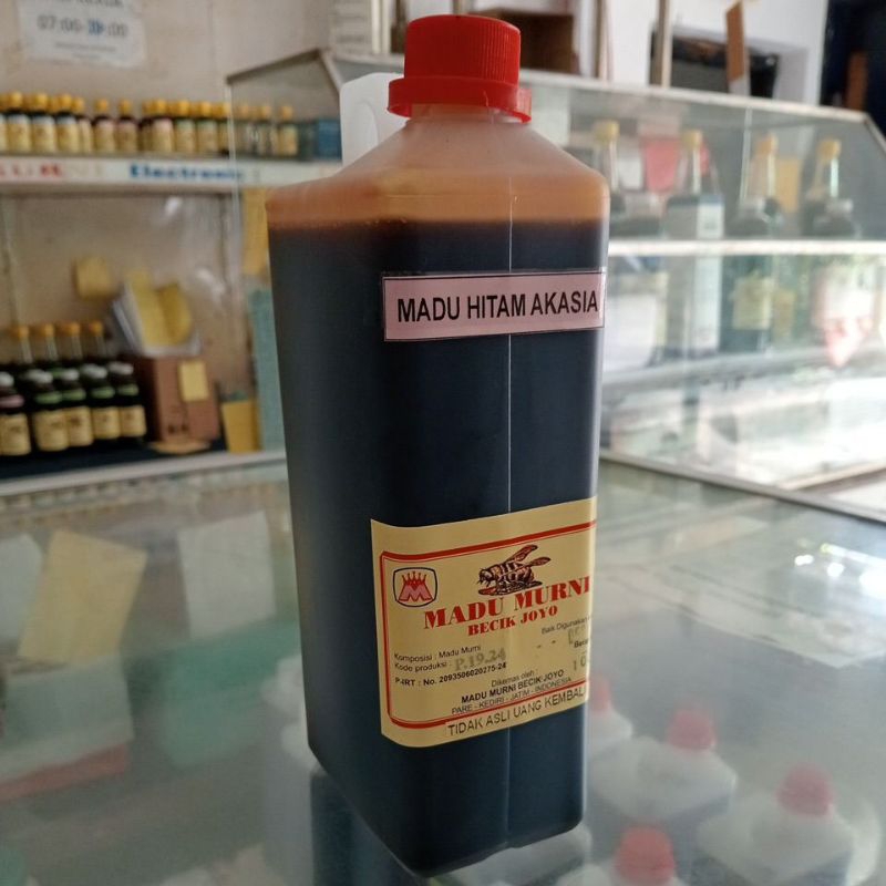 

Madu hitam Akasia 1liter = 1350gram