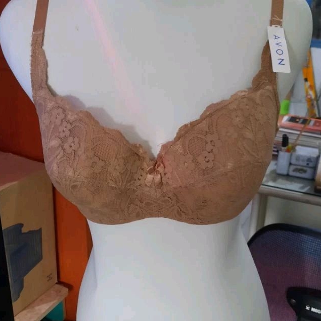 bra wanita sabrina ada kawat busa tipis renda katun, avon.