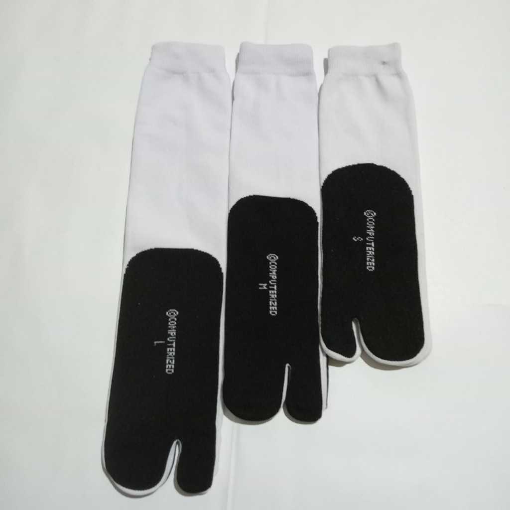 KAOS KAKI JEMPOL PUTIH TELAPAK HITAM/KAOS KAKI JEMPOL HITAM PUTIH SEKOLAH