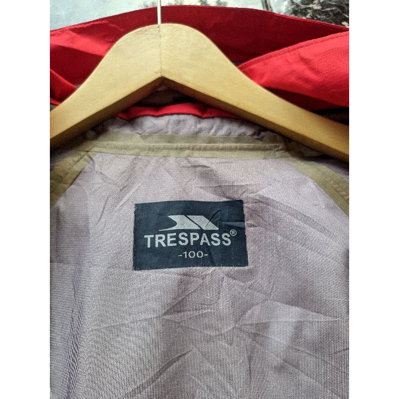 jaket tresspas