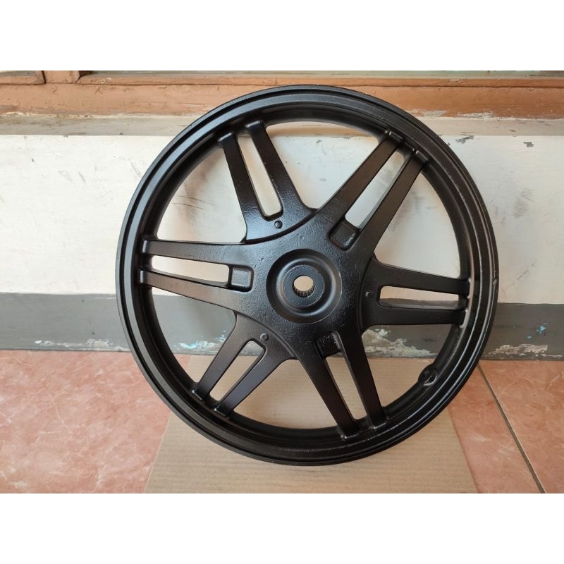 resing spin gigi 20 belakang/velg racing belakang suzuki spin gigi 20