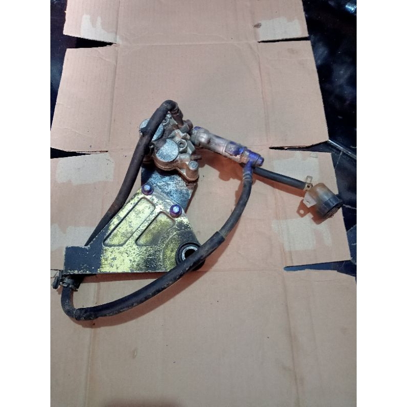 kaliper dobel dis belakang Minerva cabutan