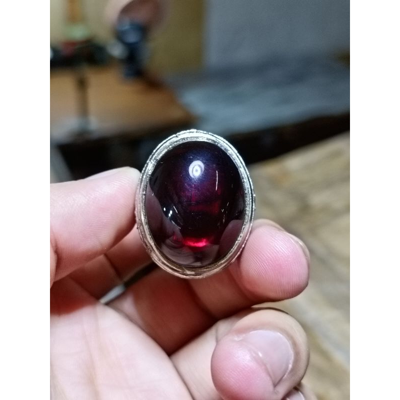 Batu cincin kecubung api hitam paket tembus merah