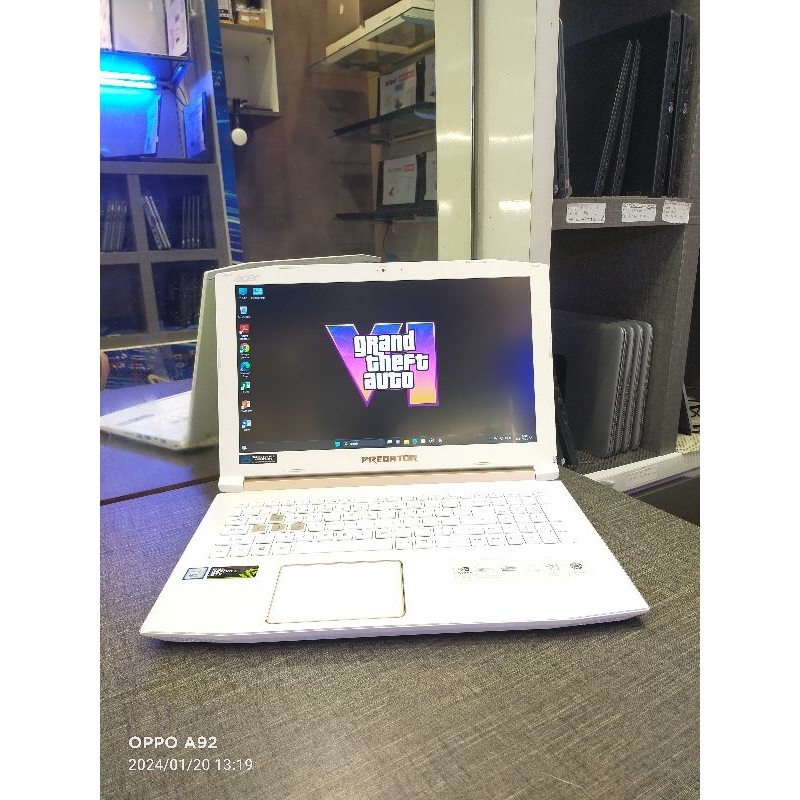Laptop Gaming Acer Predator Helios 300 PH315-51 CORE i5 8300H RAM 16GB SSD 512GB VGA GTX 1060 6GB Layar 15in Ips Full HD 144Hz