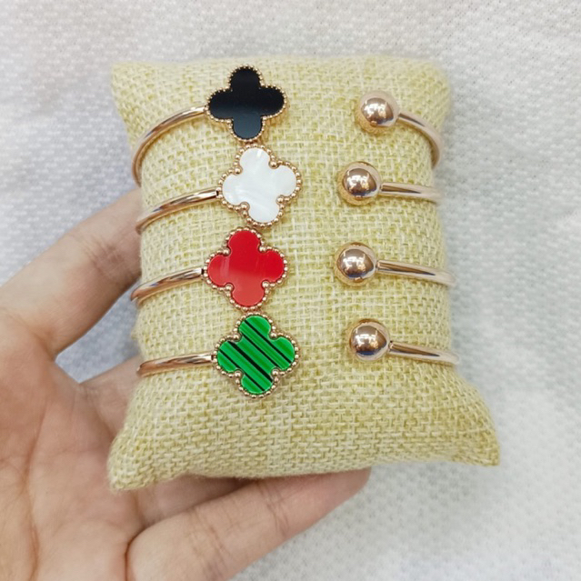 Gelang titanium vc clover boba bangle cuff
