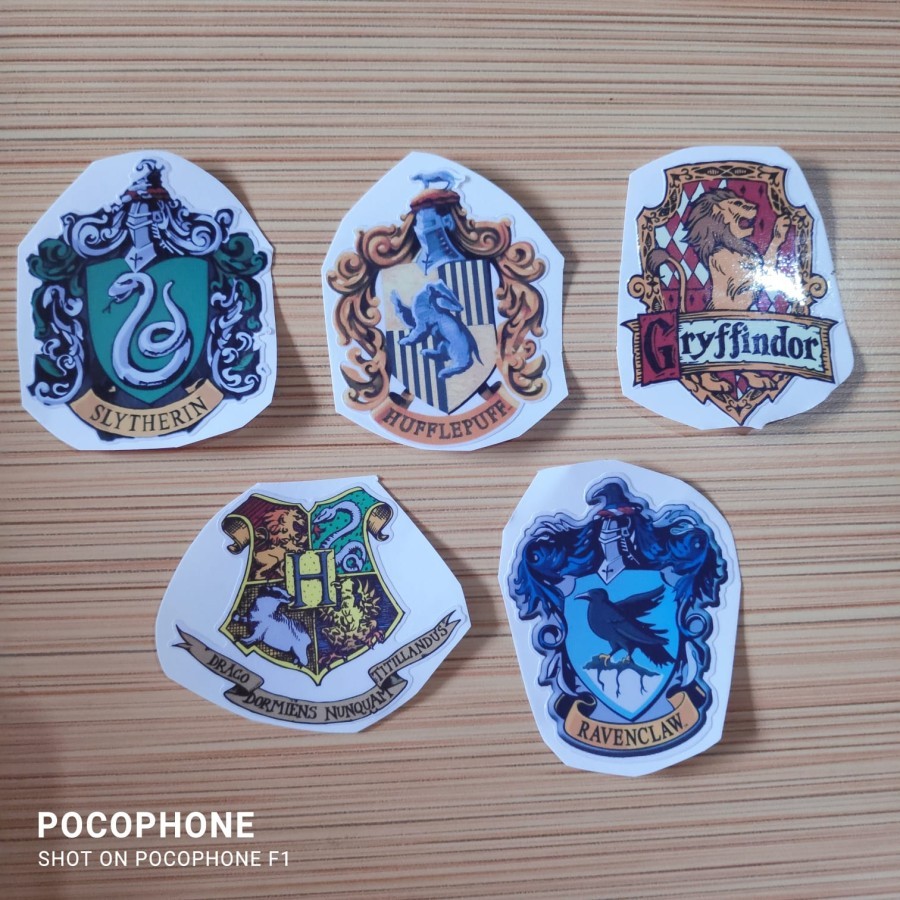 

Stiker Asrama Penyihir Film Nostalgia Gryffindor Ravenclaw Hufflepuff Slytherin