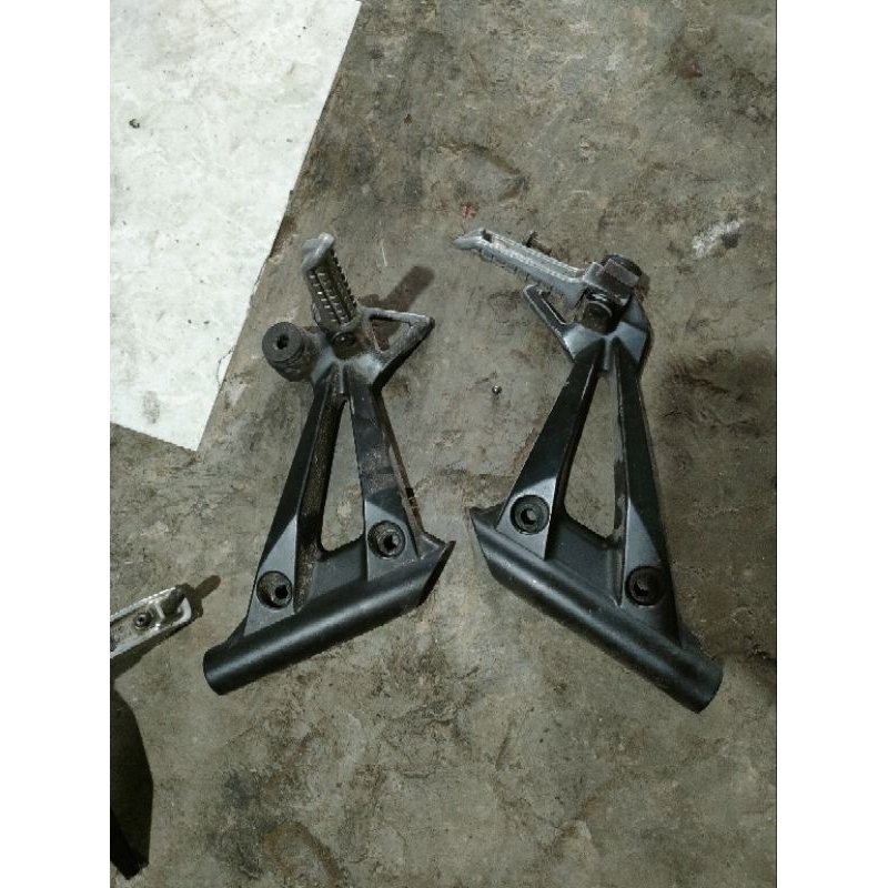 postep step pancian belakang ninja 250R karbu