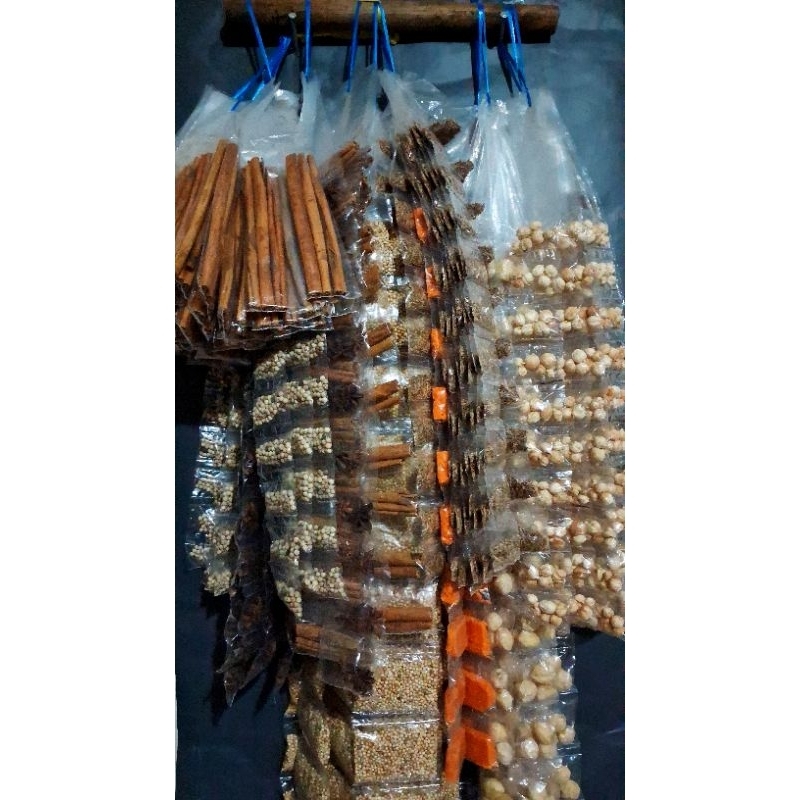 

Merica putih/ Lada putih/ rempah / bumbu masak/ herbal kualitas premium 100% alami