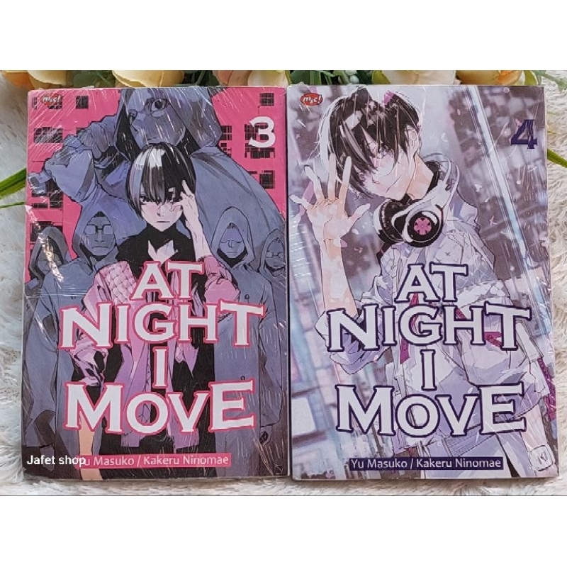 komik At Night I Move