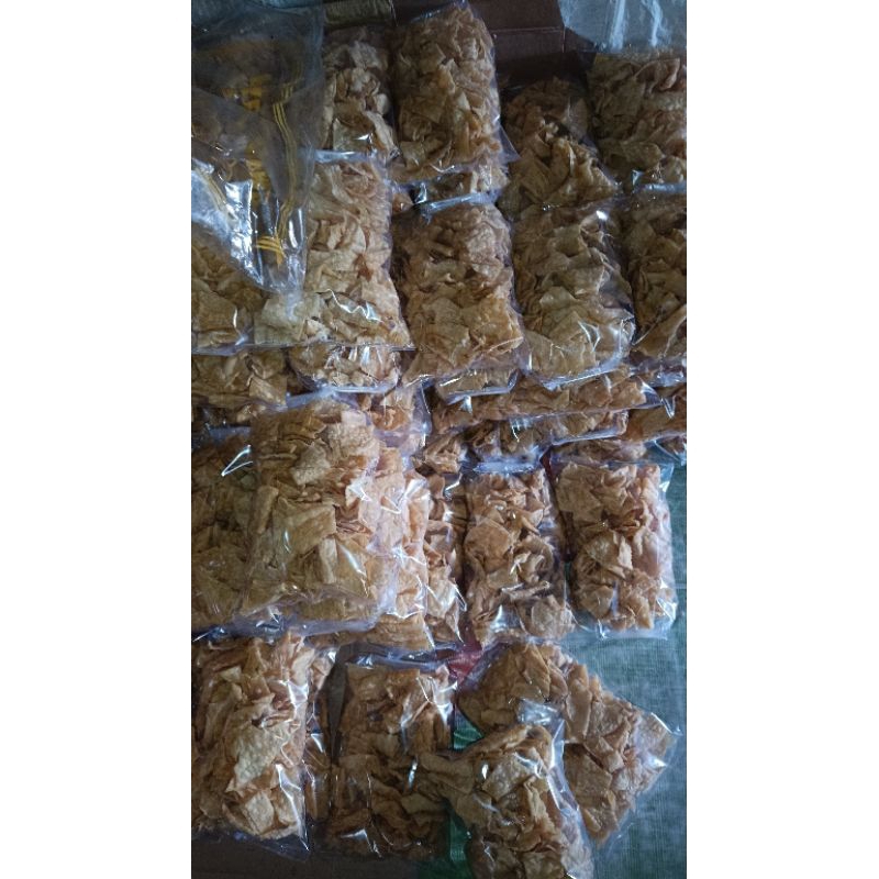 

keripik bawang/ pangsit