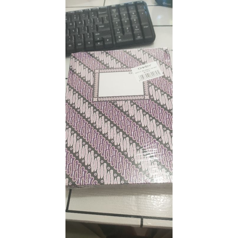 

buku qwarto 10 okey/buku agenda