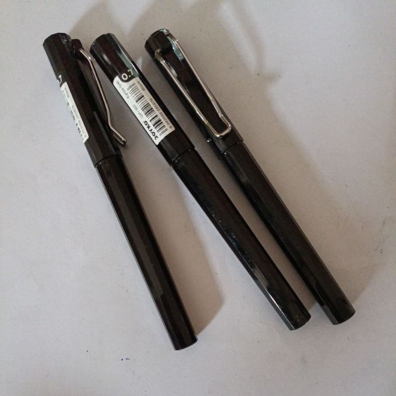 

Pulpen Joyko 0.7