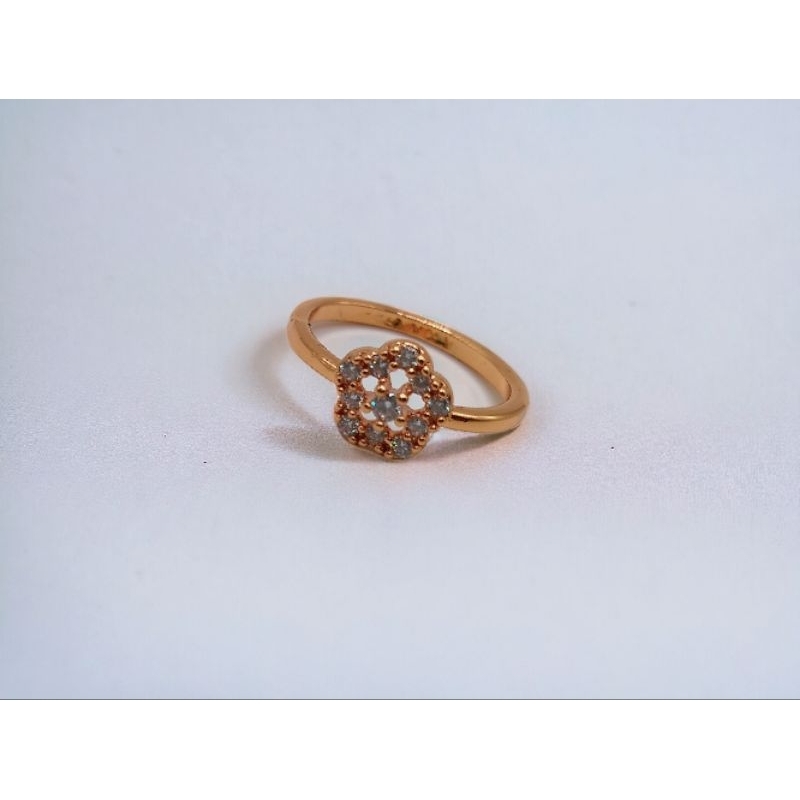 cincin polos bunga mata putih lapis emas