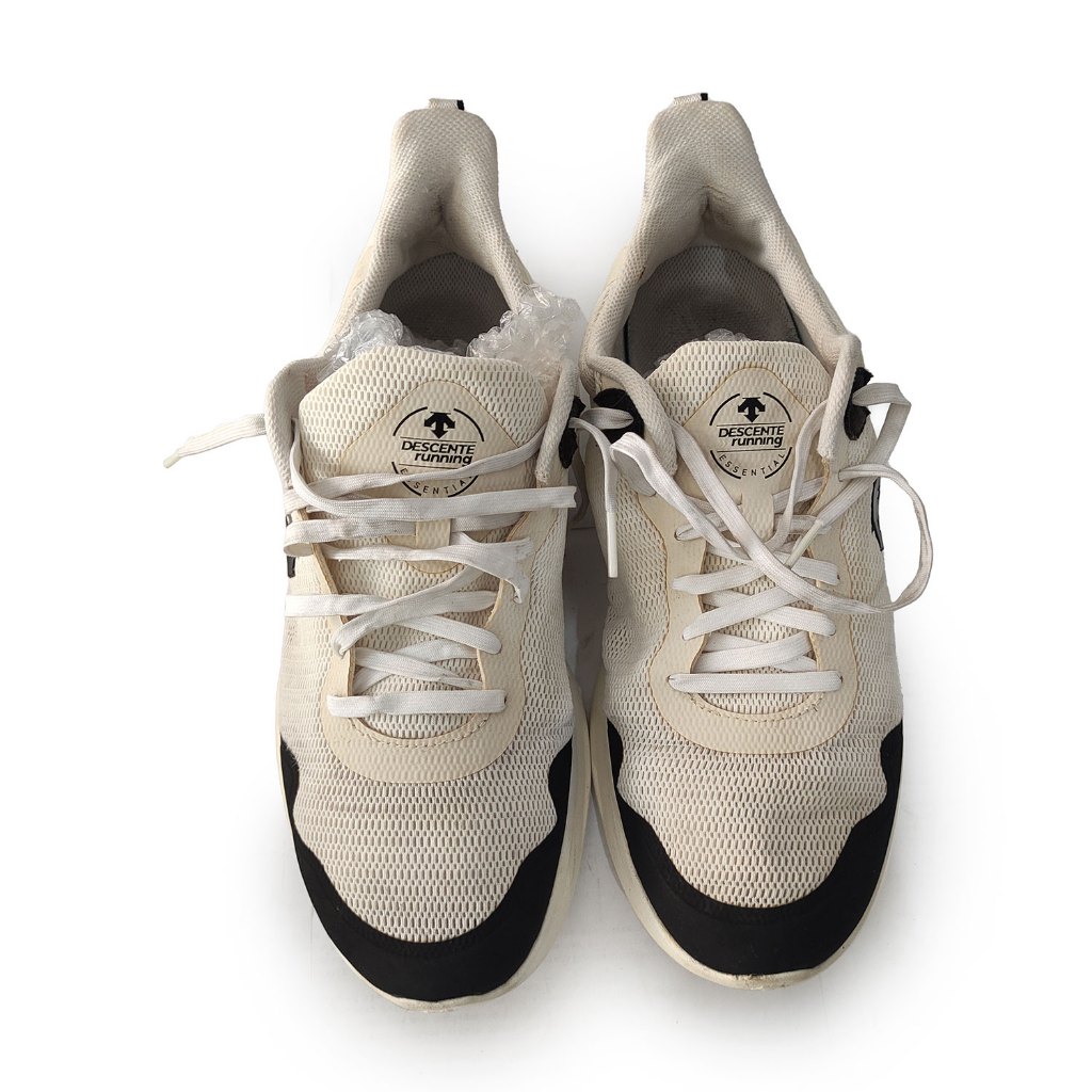 Sepatu Pria DESCENTE Warna Putih S9313GES77 Sports Running Size 44/45