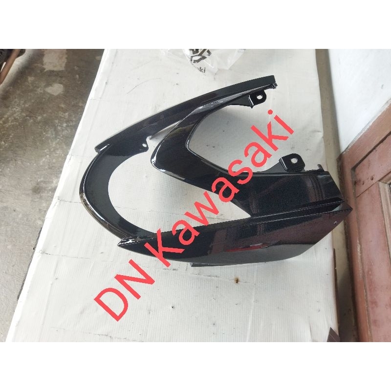 cover lampu depan Kawasaki zx130 zx130 original warna hitam