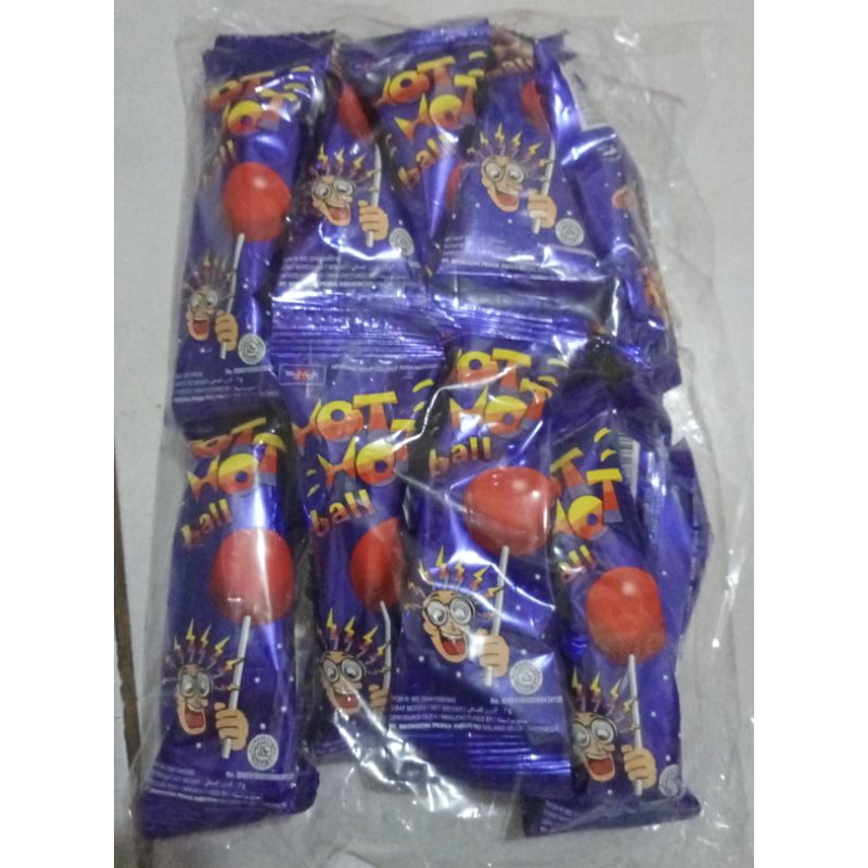 

PERMEN HOT HOT BALL ISI 16 PCS