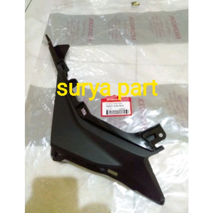 COVER SPEDO SPEEDOMETER CBR150 CBR150R K45R COVER FR SIDE CBR150 CBR150R K45R ORIGINAL