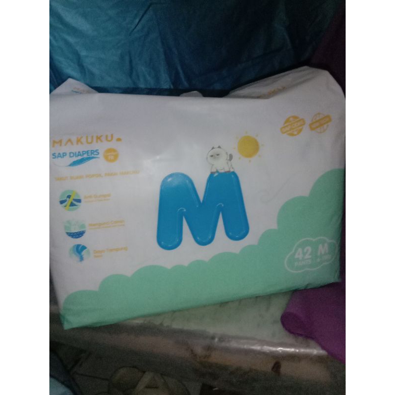 pampers Makuku M42