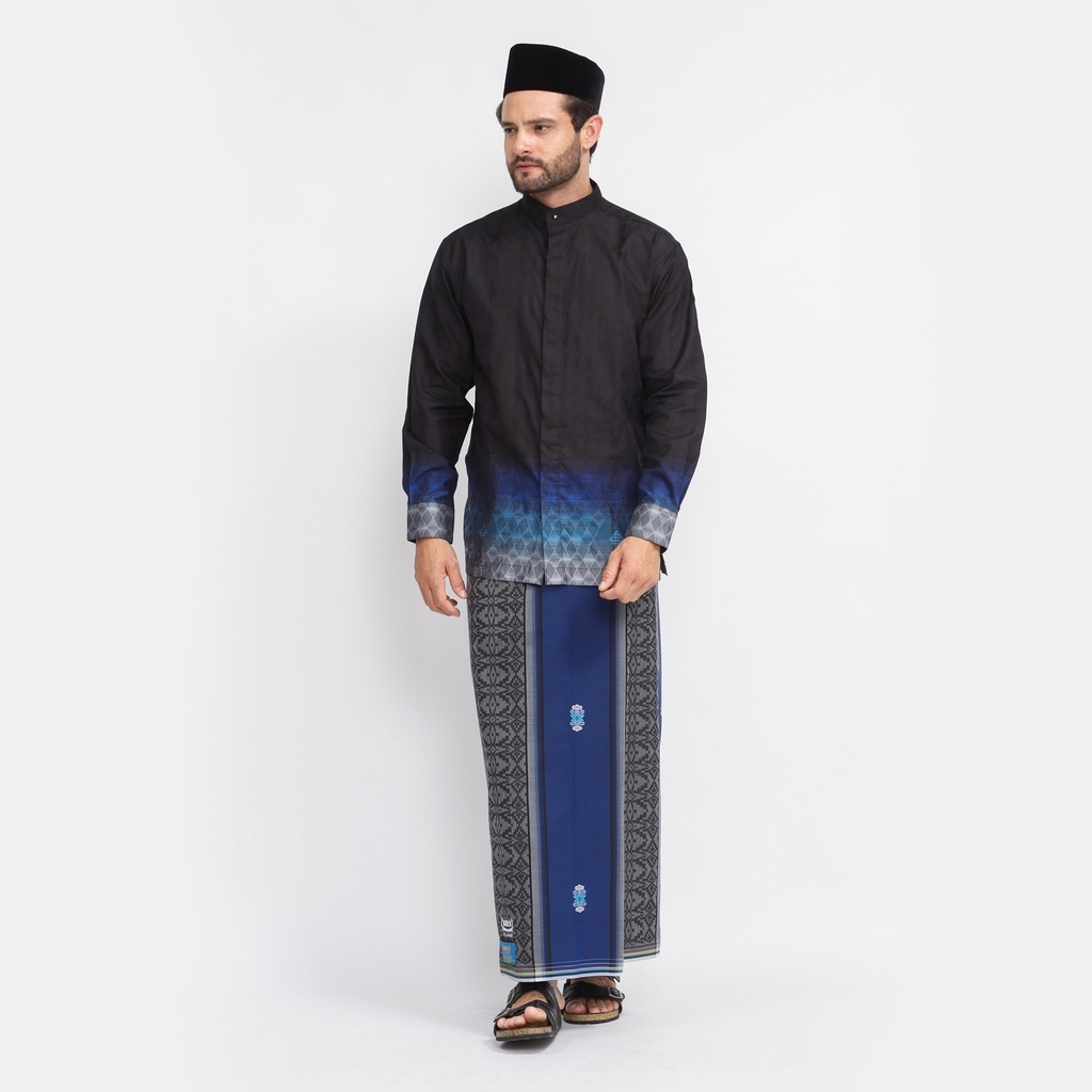 Sarung BHS Classic Gold Motif C45 SSF Hitam Biru 02