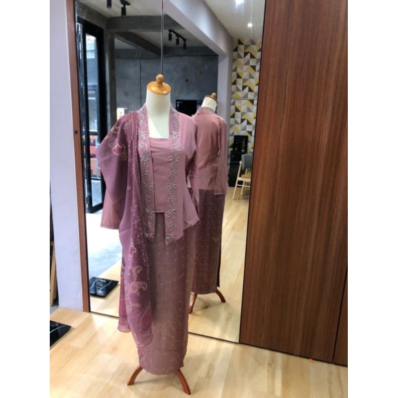 preloved kebaya bali (hanya kebaya)