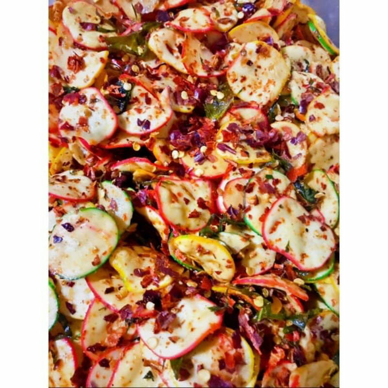 

CEMILAN PEDAS/KERUPUK BAWANG PEDAS DAUN JERUK 500 GRAM/KERUPUK PEDAS/SEBLAK VIRAL