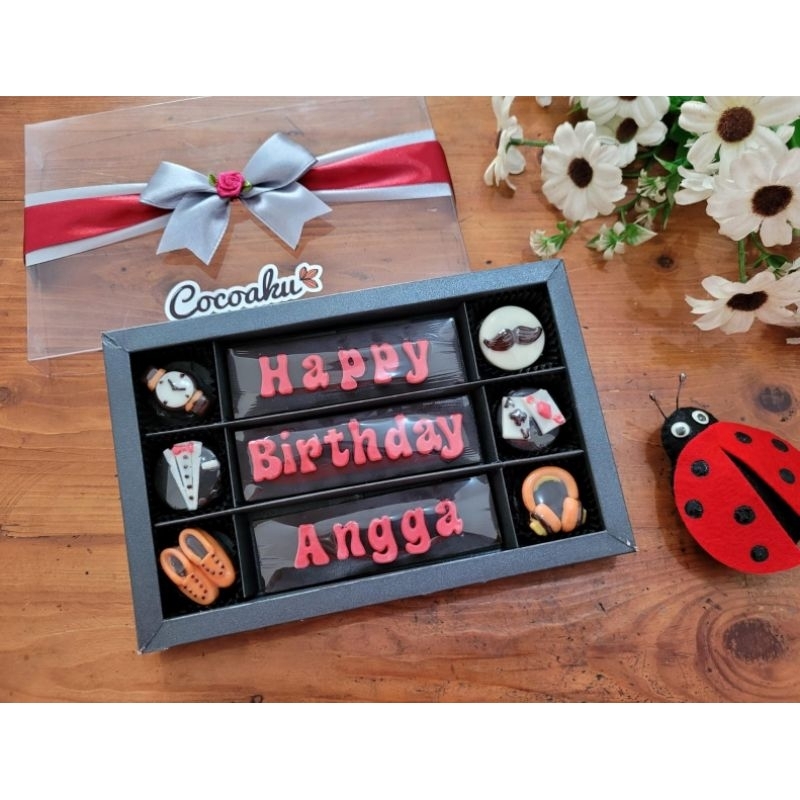

Coklat Ulang tahun / Kado coklat Man stuff (Mika 15 sekat)