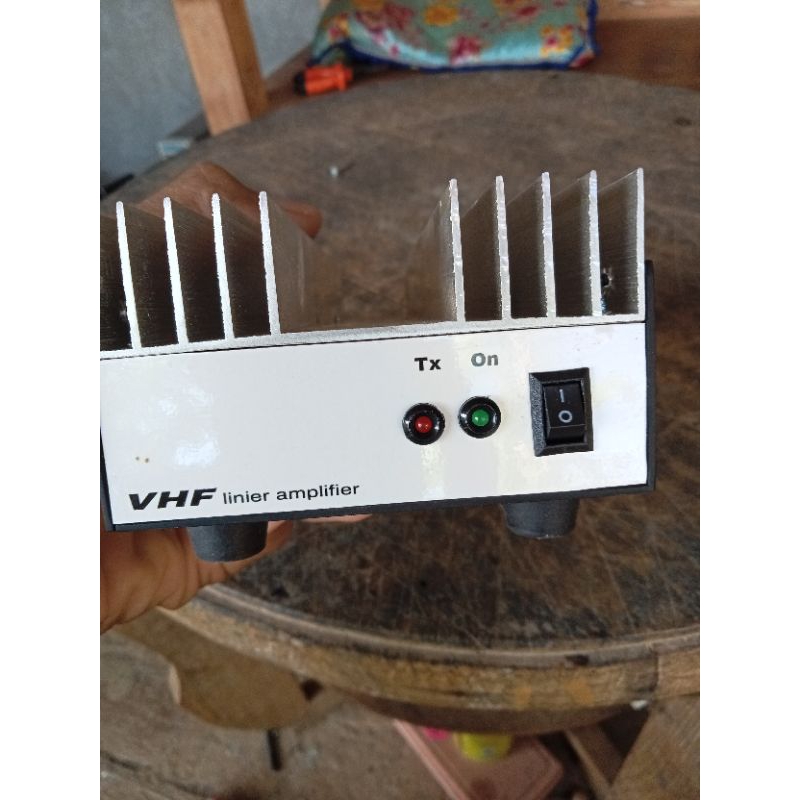 Boster ht vhf 100watt protek input + switching 38ampere