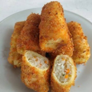 

Risoles bihun risoles kampung isian bihun Frozen isi 5 jumbo