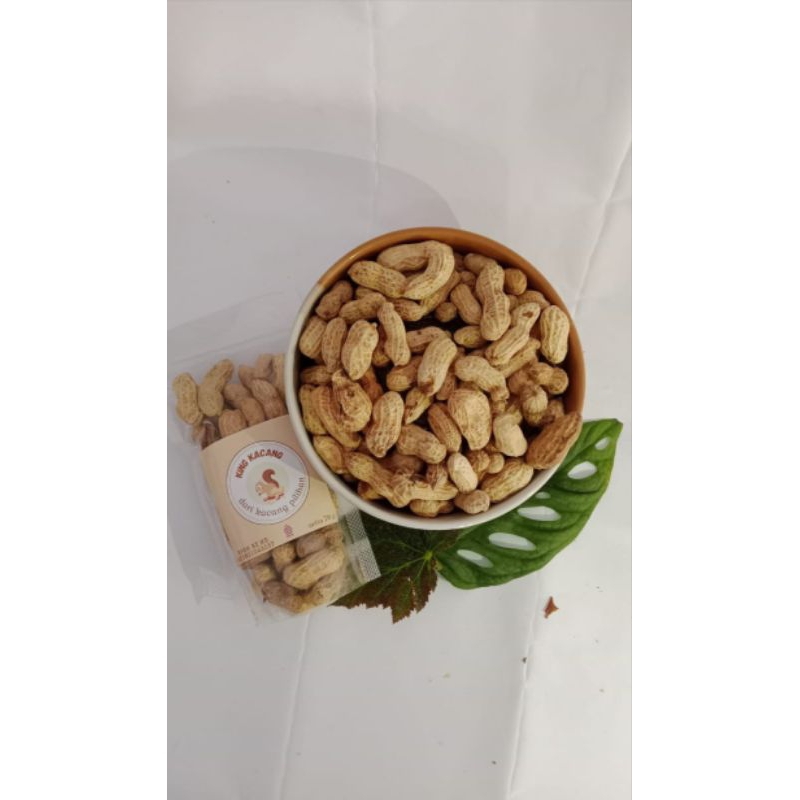 

KING KACANG kulit asin 70gr