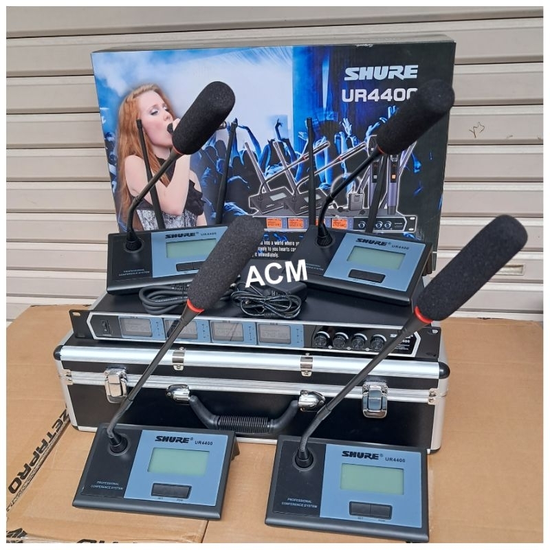 MIC WIRELEES SHURE UR4400 4 MIC MEJA UR 4400