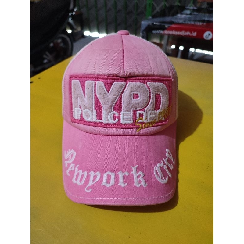 Topi Trucker NYPD Pink