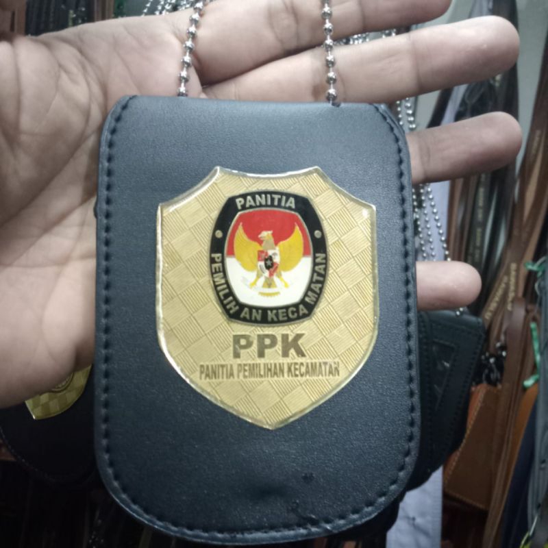 

DOMPET HOLDER PPK / KALUNG LENCANA KTA PPK / NAME TAG PANITIA PEMILIHAN KECAMATAN.