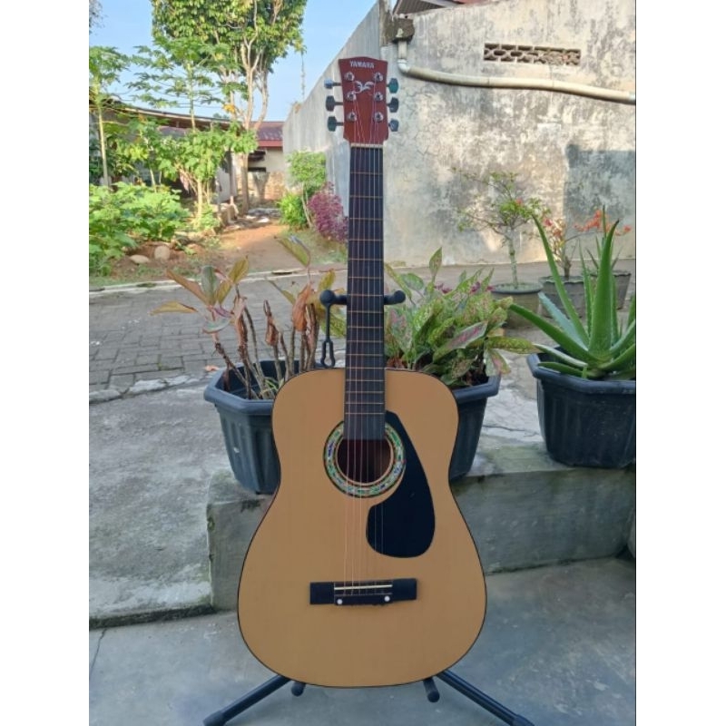 gitar Yamaha akustik custom