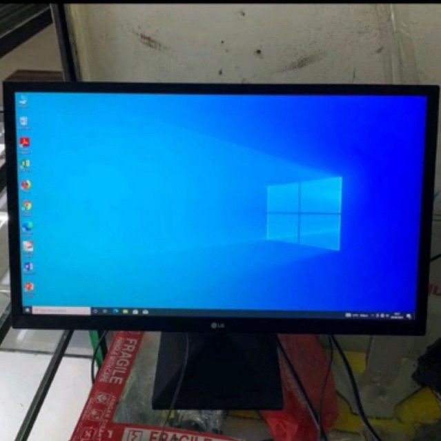 MONITOR LG LED 24 INCHI SUDAH HDMI BERGARANSI LIKE NEW