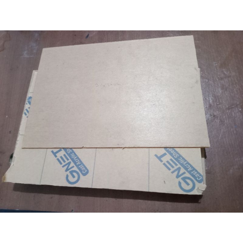 

Acrylic Lembaran custom Akrilik Kotak Frame dinding 2mm uk 40x60cm