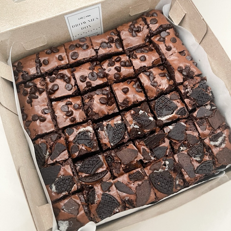 

Fudgy Brownies Box