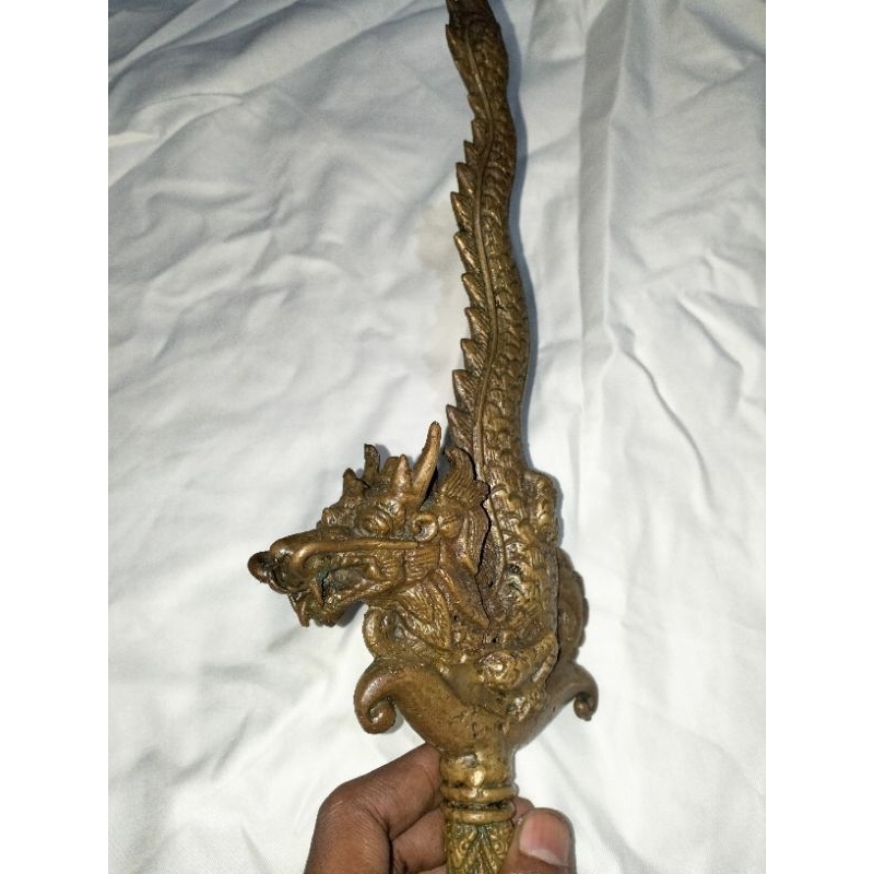 keris ontobogo bahan Kuningan sari