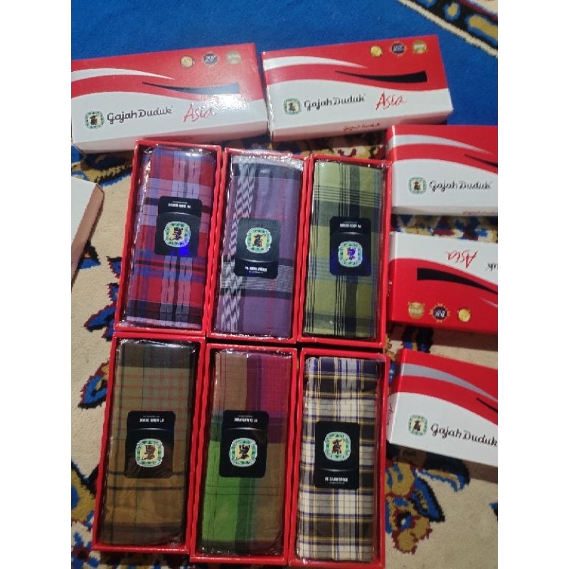 sarung gajah duduk asia(10 picis/1dos)