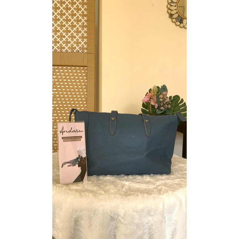 Preloved Tas Wanita Hoze Two Way Handbag