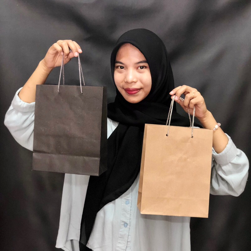 

Tas kado paperbag kecil polos hitam coklat paper bag Polos murah Kurnia Kado