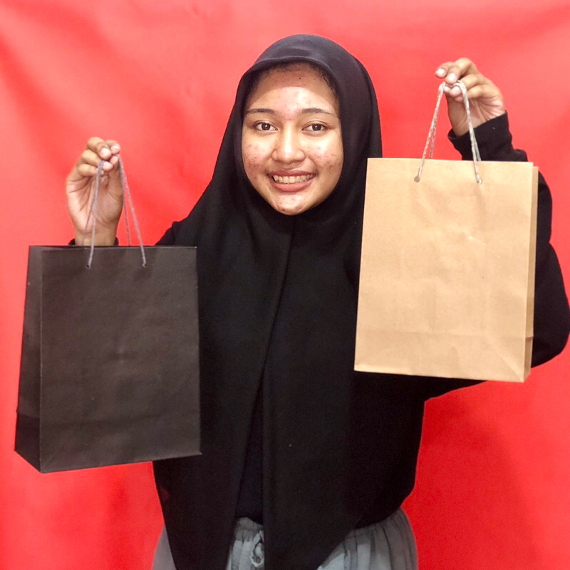 

Tas kado paperbag kecil polos hitam coklat paper bag Polos murah ecofootwear.id