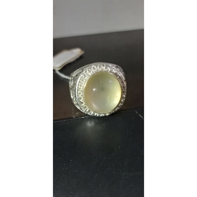 Cincin Batu Solar Neon