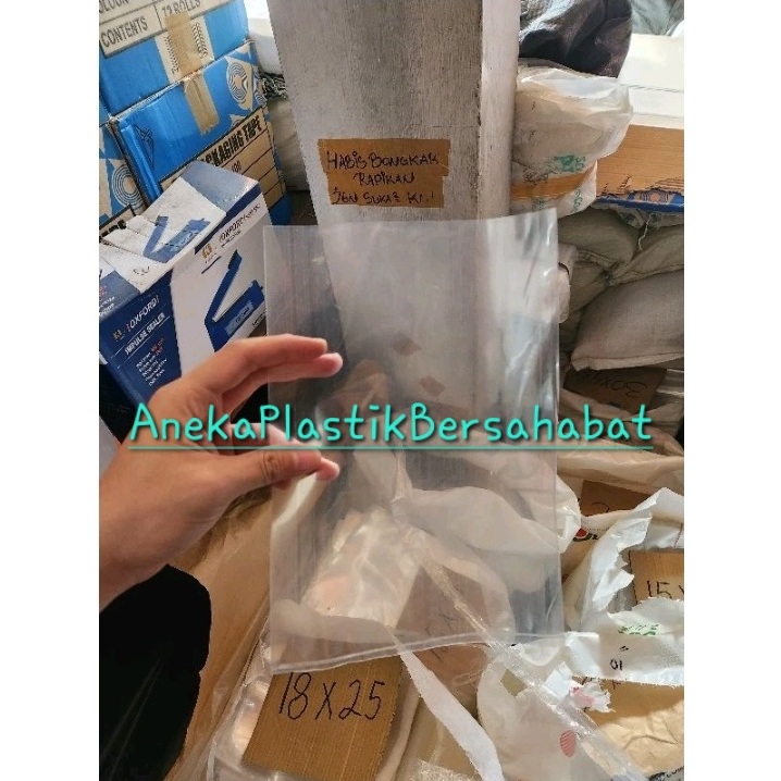 pp tebal 08 ukuran 12x17 , 15x21 , 15x27 , 18x25 , 20x30 , 22x35 , 25x40 , 30x45 , plastik kaca teba