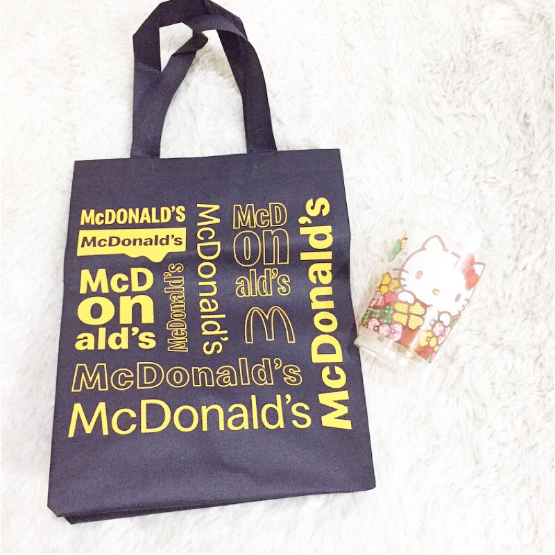 

Gelas Minum Shopping Bag Mcdonald Tas Kantong Belanja Spunbound Plastic Cup