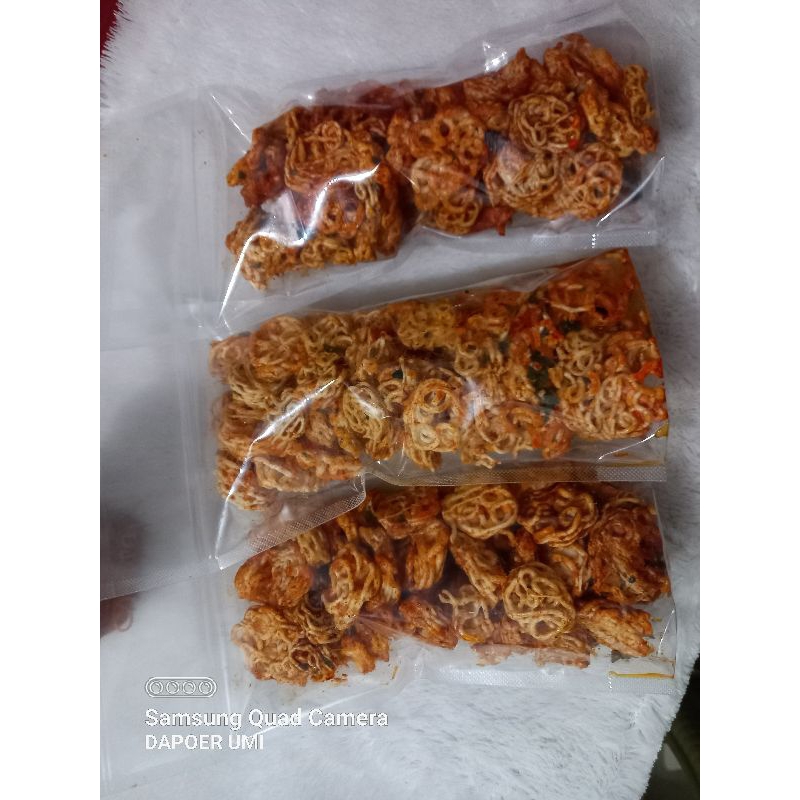 

KERUPUK SEBLAK MAMANG RAFAEL DAUN JERUK