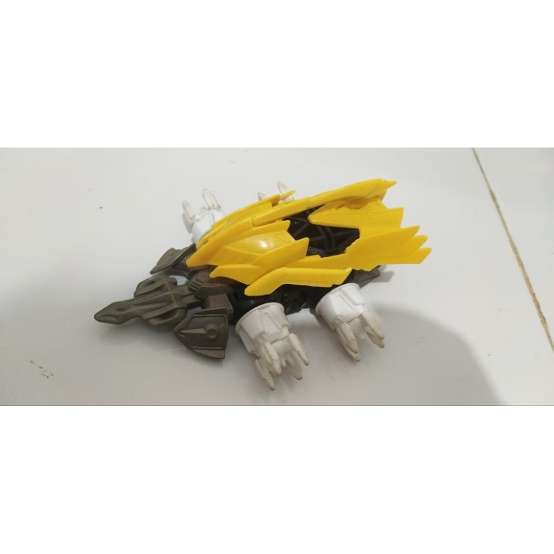 crush gear Garuda Phoenix yellow